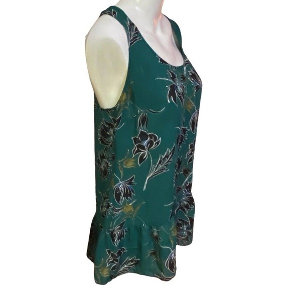 Cabi Zoe Falling Flowers Sleeveless Floral Blouse Green Size M - Picture 3 of 7